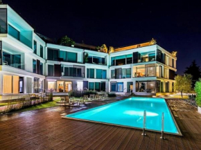 Bristol Exclusive Luxury Complex Padenghe Sul Garda